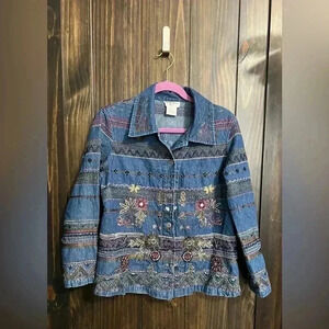 Vintage Floral Embroidered Denim Jacket. Perfect for Spring. Size:10/12